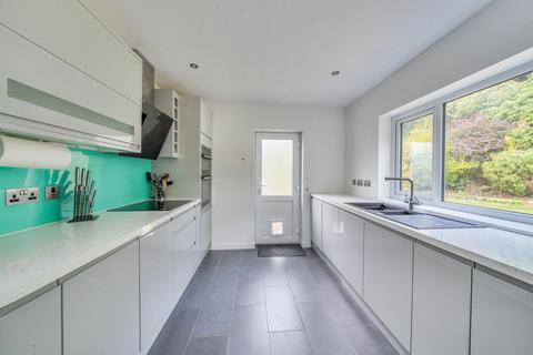 undefined, Bernard Close, Bedfordshire LU5