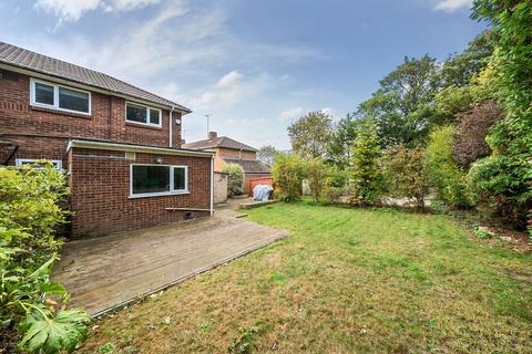 undefined, Bernard Close, Bedfordshire LU5