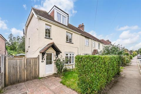 3 bedroom end of terrace house for sale, Castle Road, Rowland's Castle