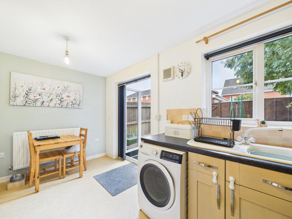 Cam02023 g0 pr0173 still036