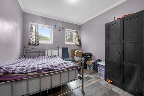 2 bedroom apartment for sale, Somerford Grove Estate, London, N16