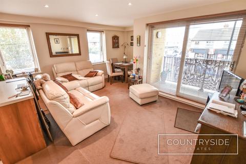 2 bedroom flat for sale, Lambeth Road, Benfleet