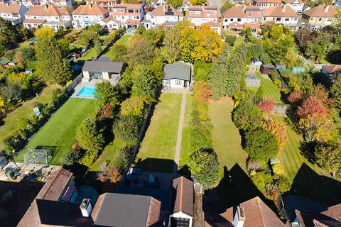 4 bedroom house for sale, Little Gaynes Lane, Upminster RM14