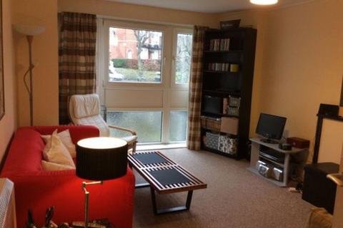 2 bedroom flat to rent, Redcliffe Road, Redcliffe Gardens NG3