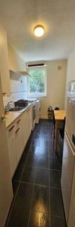 2 bedroom flat to rent, Redcliffe Road, Redcliffe Gardens NG3
