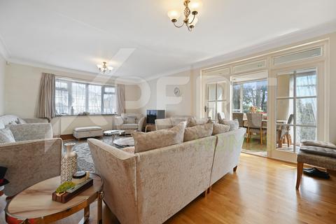 undefined, Elms Road, Harrow HA3