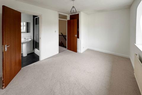 21 Chestnut Close, Flint, CH6 5YS