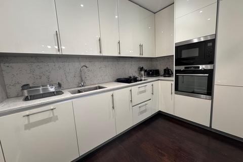 2 bedroom property to rent, Charles Clowes Walk, London SW11