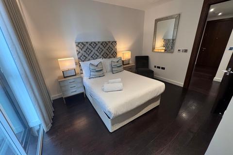 2 bedroom property to rent, Charles Clowes Walk, London SW11