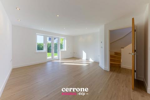 2 bedroom detached house for sale, Bromsgrove B61