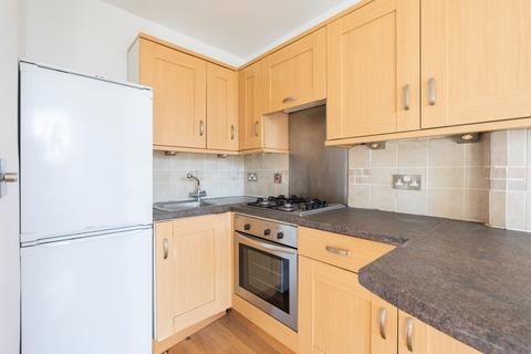 5 Beaverhall Road, Edinburgh, EH7 4JQ
