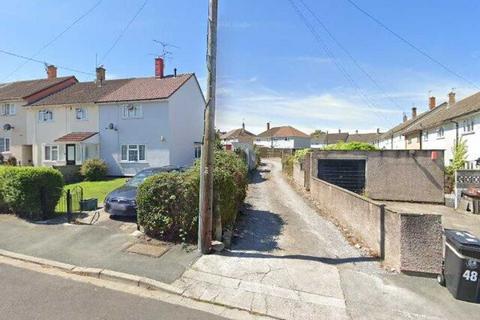 Garage to rent, Elvard Road, Bristol BS13