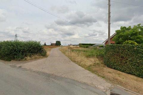 Garage to rent, Vicarage Lane, Claines WR3