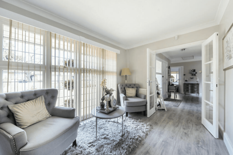 4 bedroom detached house to rent, Worcester Gardens, Worcester Park, KT4