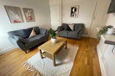 4 bedroom terraced house to rent, Lincoln LN1
