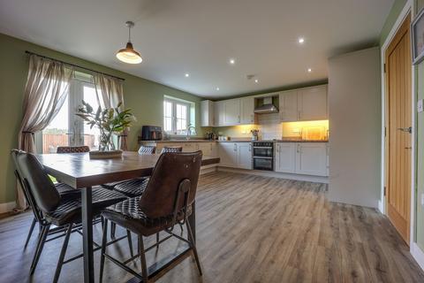 4 bedroom detached house for sale, School Road, Walton Highway, PE14