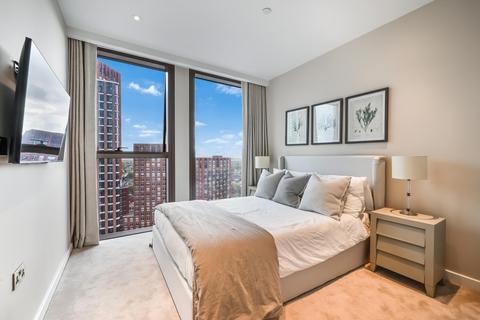 3 bedroom apartment to rent, One Thames City, Carnation Way, London, SW8