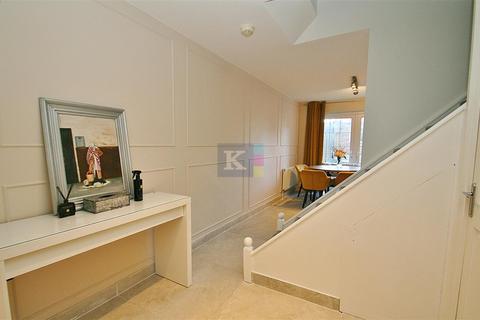 undefined, Gainsborough Road, Hayes