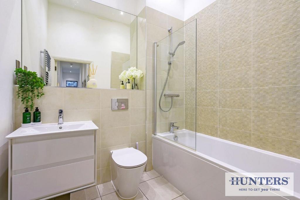 97050 Flat 2 73 Dyehouse Walk Yeadon  (13) - Copy 