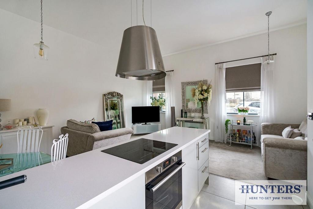 97050 Flat 2 73 Dyehouse Walk Yeadon  (6) - Copy l