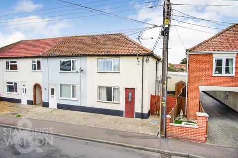 2 bedroom end of terrace house for sale, Mission Road, Diss