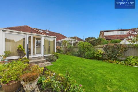 2 bedroom semi-detached bungalow for sale, Brentwood Avenue, Poulton-Le-Fylde, FY6