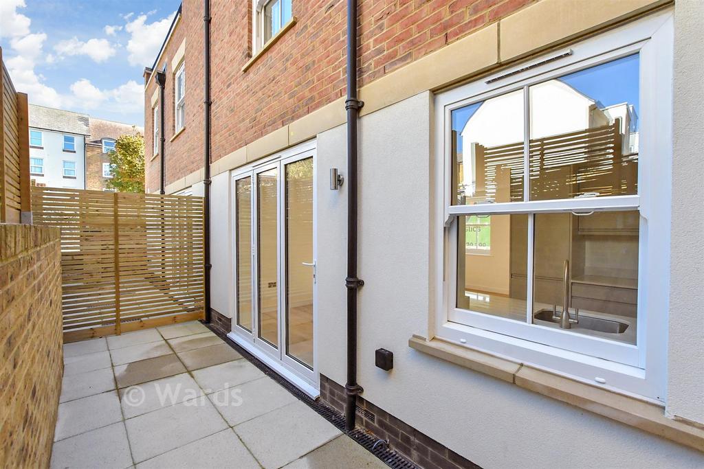 Patio / Decking