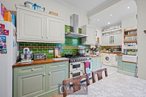 3 bedroom semi-detached house for sale, Southwood Road, New Eltham, SE9