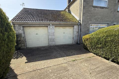 3 bedroom detached house for sale, Orchard Road, Chippenham