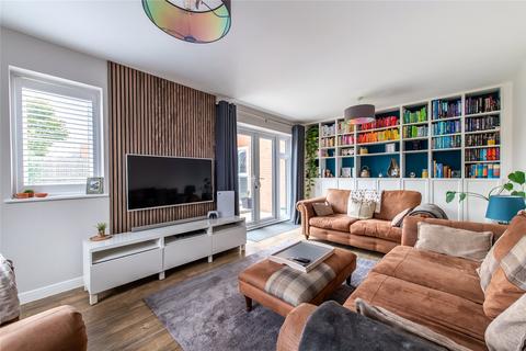 4 bedroom detached house for sale, Sun Marsh Way, Gravesend, Kent, DA12