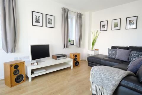 undefined, Cromwell Road, Ellesmere Port, CH65