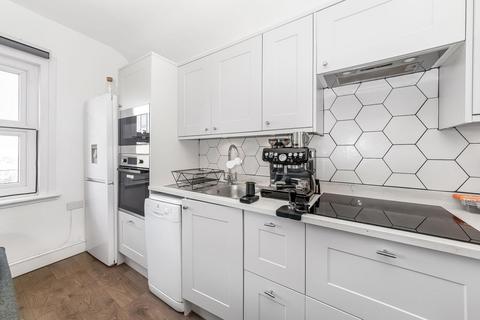 1 bedroom flat for sale, Bromar Road, Camberwell, London, SE5