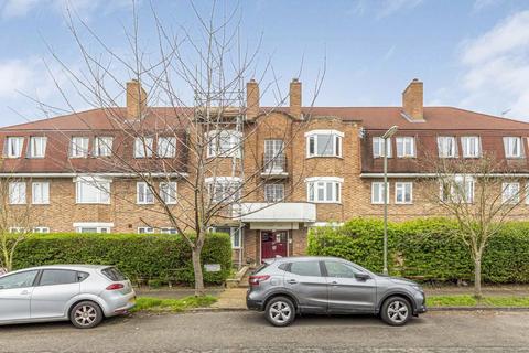 undefined, Oakhall Drive, Sunbury-On-Thames TW16