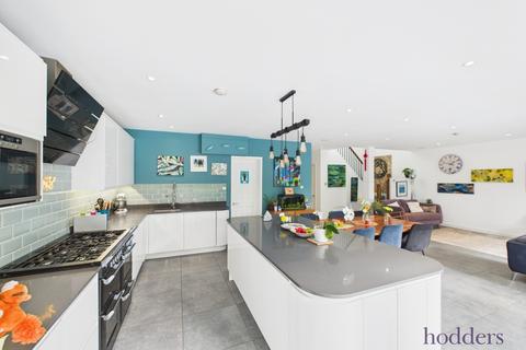 undefined, Green Lane, Chertsey, Surrey, KT16