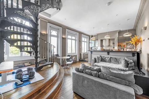 2 bedroom flat for sale, Goldhawk Road, London W6