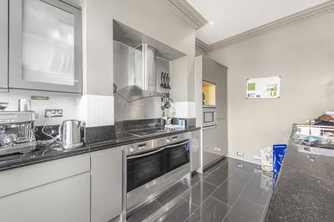 2 bedroom flat for sale, Goldhawk Road, London W6