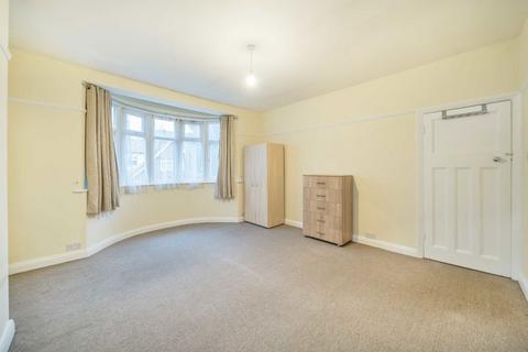 4 bedroom semi-detached house to rent, Eatonville Road, London SW17