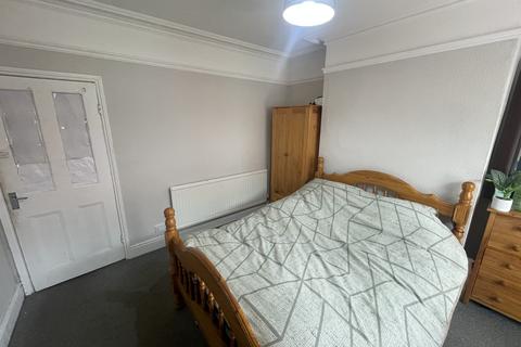 undefined, Lincoln LN5