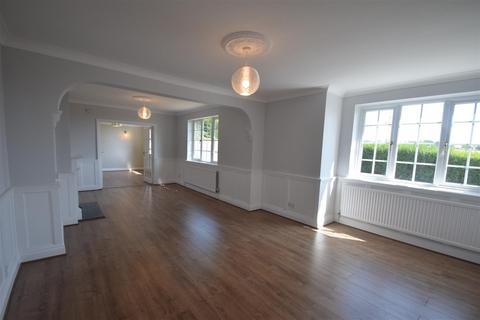 4 bedroom detached house to rent, Upper Wield, Alresford