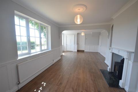 4 bedroom detached house to rent, Upper Wield, Alresford