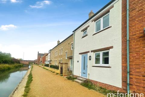 Mattocks Path, Swindon SN1