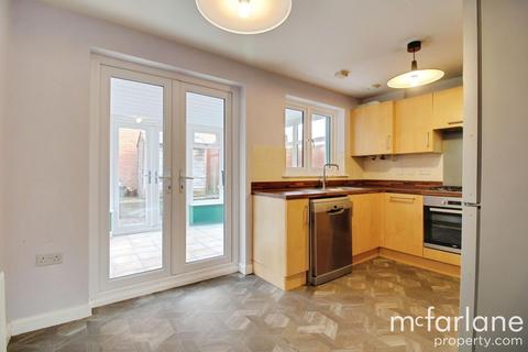 3 bedroom semi-detached house for sale, Mattocks Path, Swindon SN1