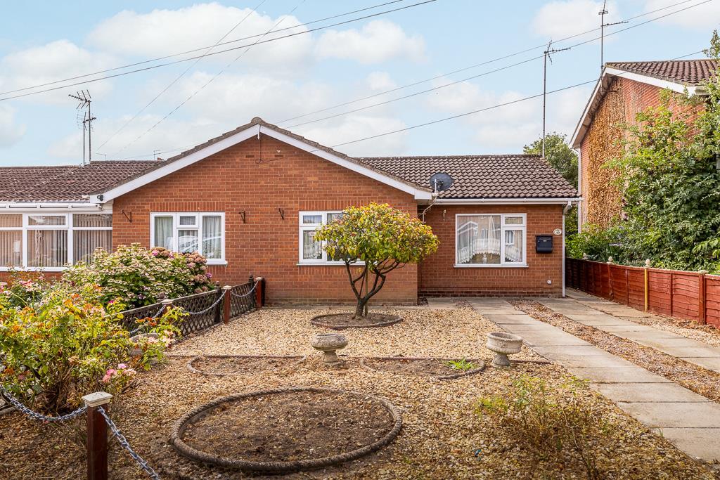 10 Mansell Close (Spalding)-2.jpg