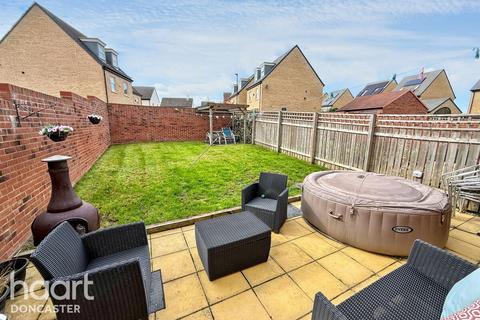 4 bedroom detached house for sale, Stretton Street, DONCASTER