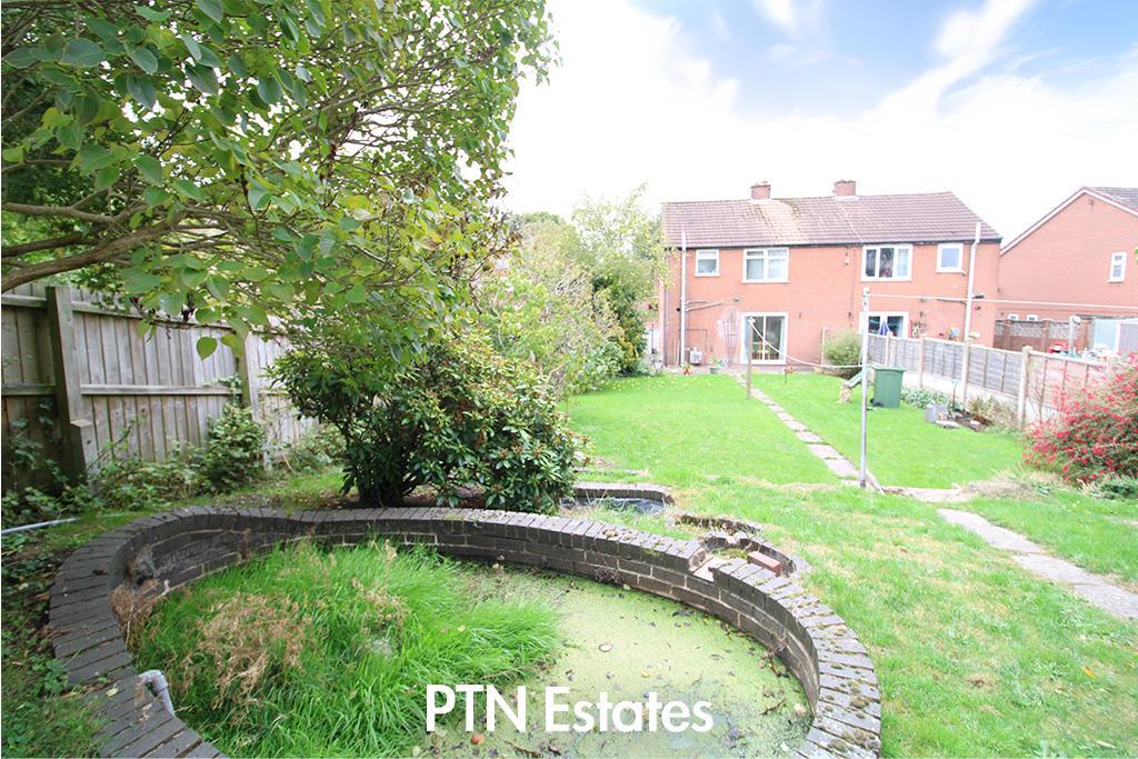 Delightful rear garden