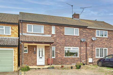 4 bedroom semi-detached house for sale, Norfolk Way, Bishop's Stortford CM23