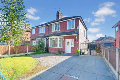 3 bedroom semi-detached house for sale, Talke Road, Alsager
