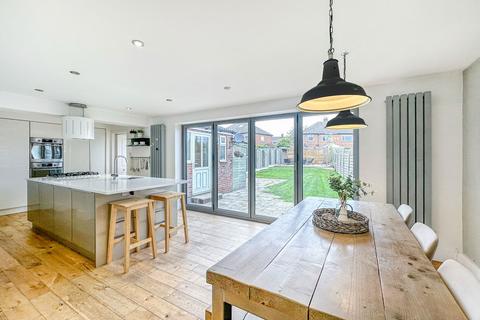 3 bedroom semi-detached house for sale, Riverview Avenue, North Ferriby HU14