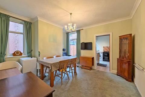 3 bedroom semi-detached house for sale, The Terrace, Finchfield, WV3