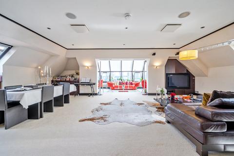 3 bedroom penthouse for sale, William Morris Way, Fulham, London, SW6